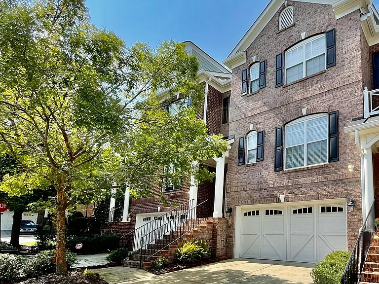 414 Weatherbrook Way — Photo 1