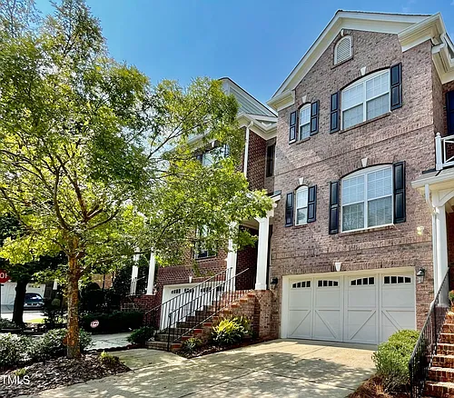 414 Weatherbrook Way Photo 1
