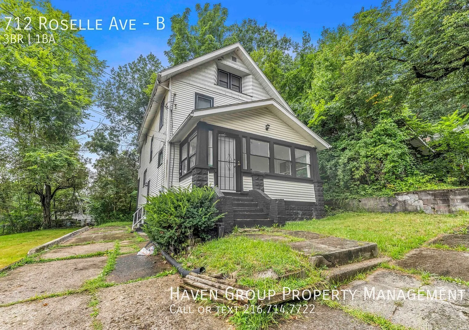 712 Roselle Ave | Unit B, Akron, OH 44307 - Spacious 3-bed 1-bath multi-family home! — Photo 2