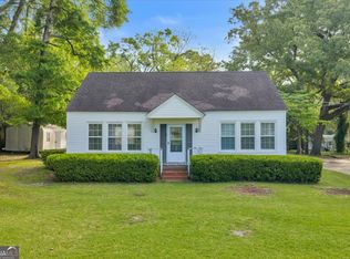 425 S 3rd St, Vienna, GA 31092