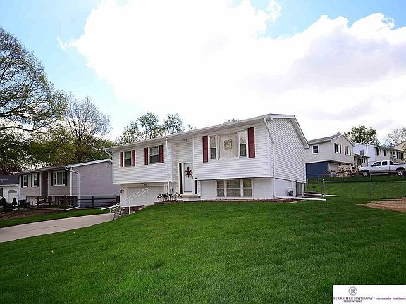 2nd image of 12723 Westwood Ln
