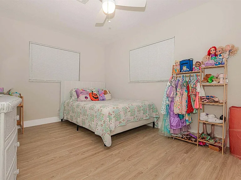 1449 SE 4th Ave #1449 — Photo 7