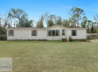 808 Meadow Lake Dr, Hinesville, GA 31313