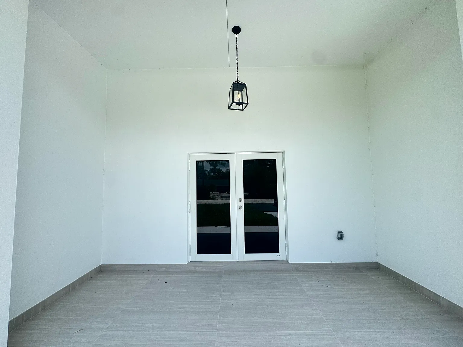 4 bed, 3.0 bath, 1576 sqft, $4,700 — Photo 4