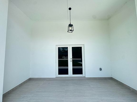 4th image of 13177 47th Ct N