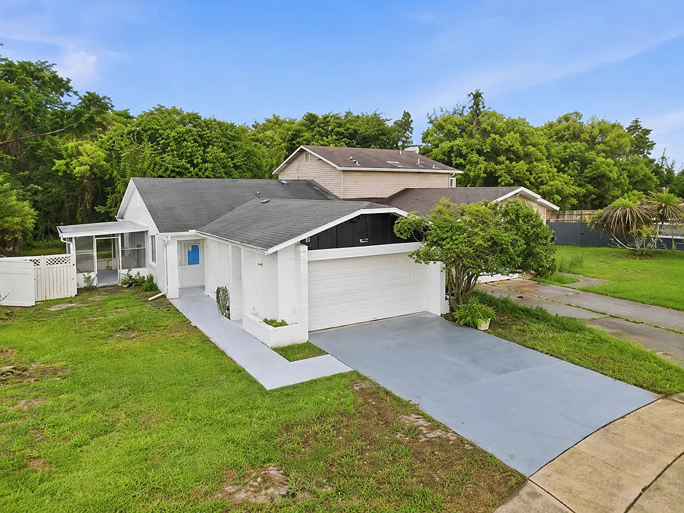 8612 Spring Cone Ct