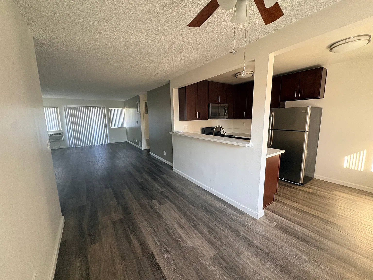 1 bed, 700 sqft, $1,850 — Photo 2