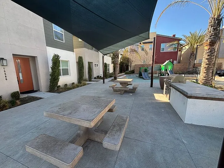 7819 Paxton Pl — Photo 68