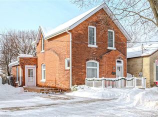 56 Albion St, Brantford, ON N3T3M3