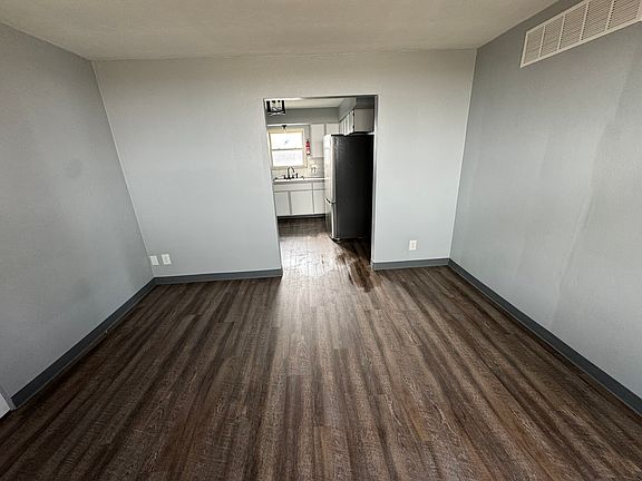 5th image of 1164 Smithfarm Ave