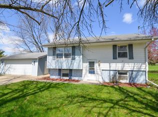 1101 15th Ave E, Oskaloosa, IA 52577
