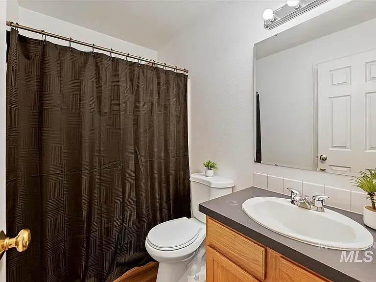 1916 W Havenwood Ave — Photo 17