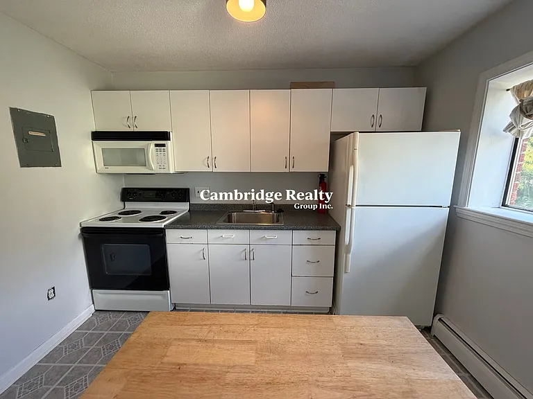 2595 Massachusetts Ave #5 — Photo 4