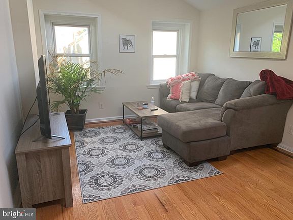 2nd image of 309 S 12th St #3