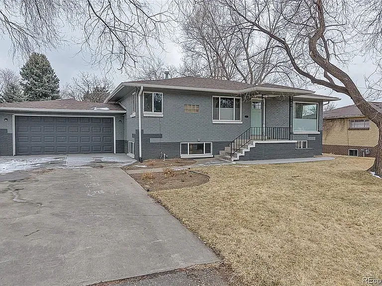 4 bed, 2052 sqft, $3,300 — Photo 1