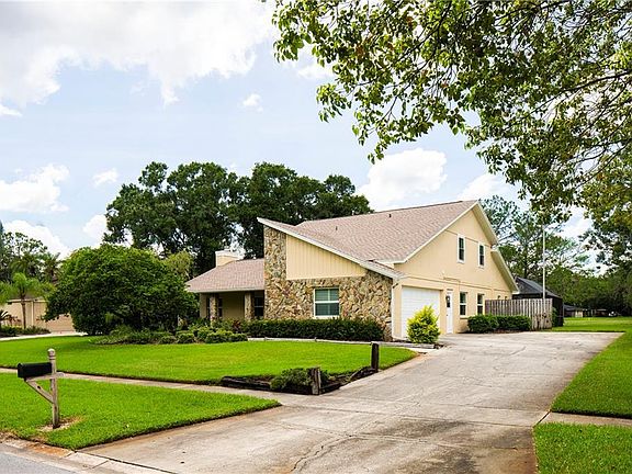 2nd image of 13342 Golf Crest Cir