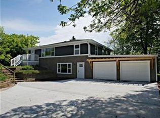 8670 Burr Oak Ln, Maple Plain, MN 55359