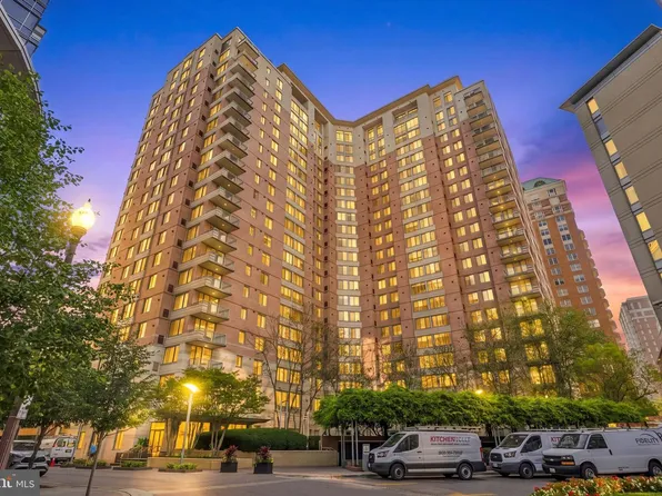 851 N Glebe Rd APT 1419, Arlington, VA 22203
