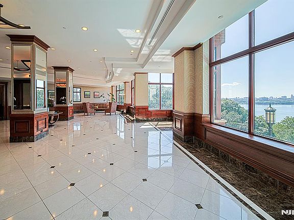 4th image of 100 Old Palisade Road #2314