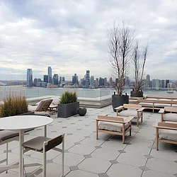 Rented by R New York