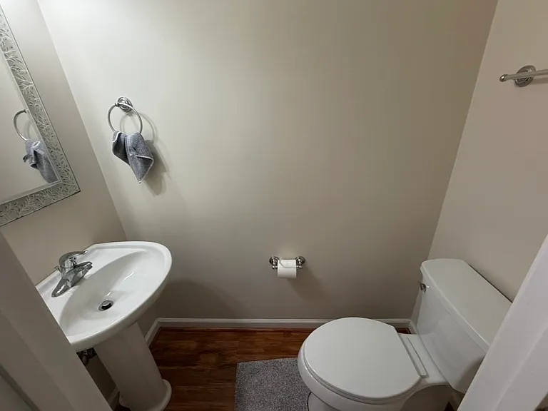 1410 Ashford Ct — Photo 19