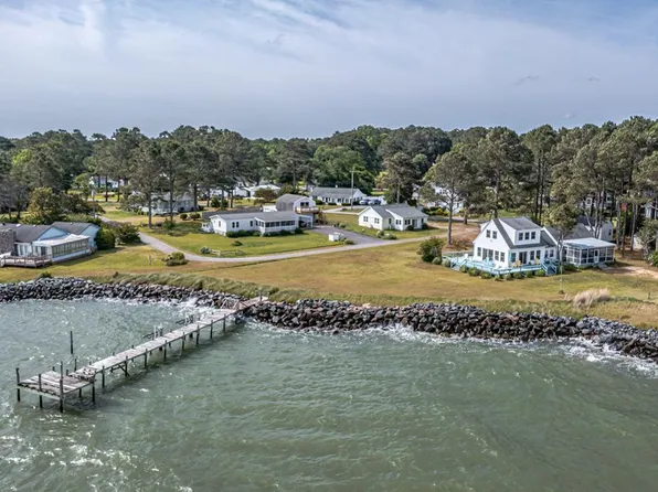 186 Old Cherry Point Rd, Hudgins, VA 23076