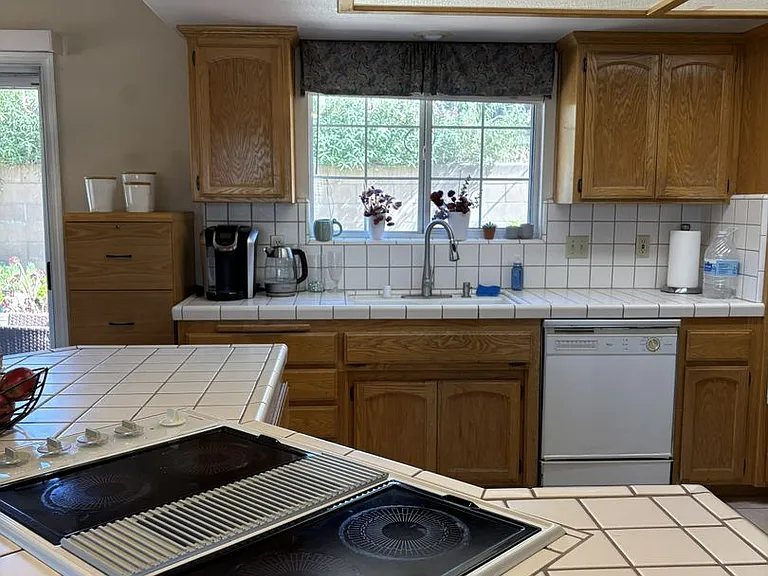 1465 Oak Knoll Rd — Photo 7