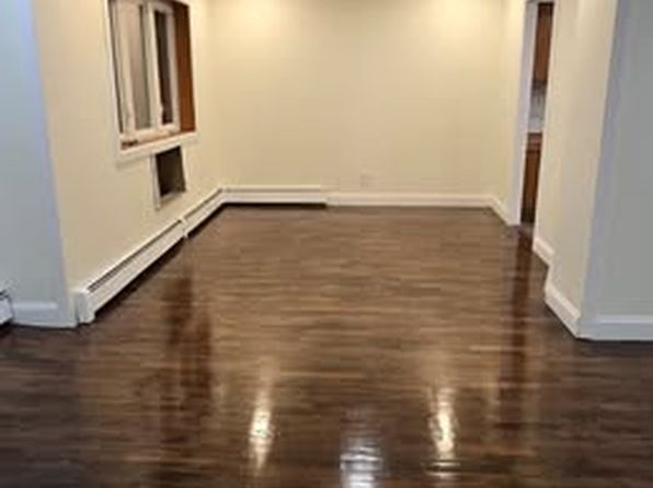 2203 Hunter Ave FLOOR 3