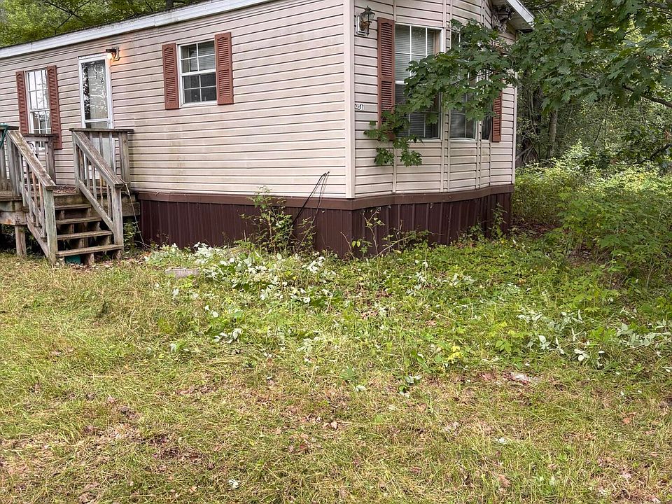 2nd image of 900 Stout Rd