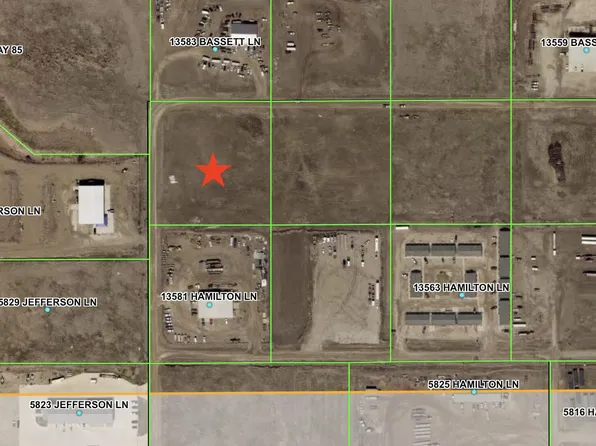 Bassett Ln, Williston, ND 58801