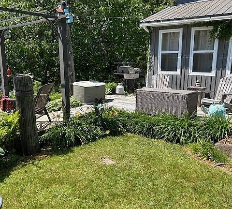 2nd image of 840 Bass River Point Rd