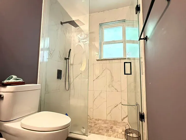 256 Patricia Ave #MAIN — Photo 17