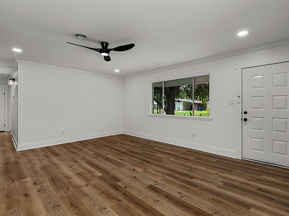 5th image of 2517 Captain Sawyer Dr