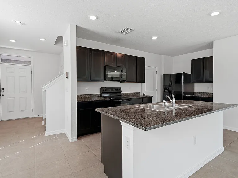 32745 Pez Landing Ln — Photo 9