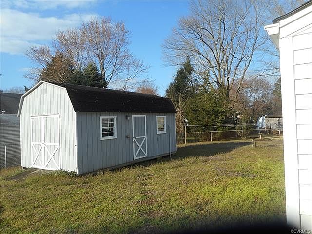 2nd image of 3408 Ivor St