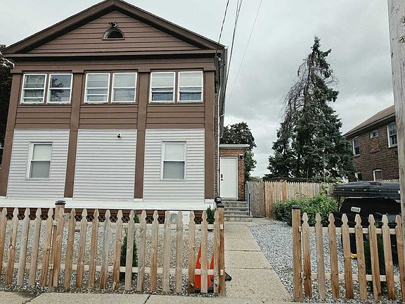 2nd image of 62 Colony St #1
