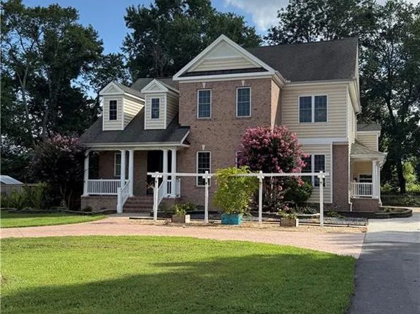 1149 Beaver Dam Rd, Chesapeake, VA 23322