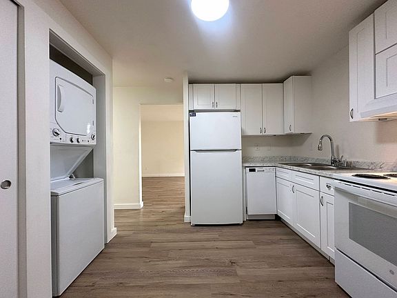 5th image of 5925 99th St SW APT 6