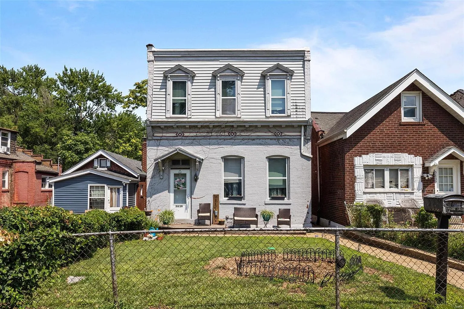 3828 Indiana Ave photo 1