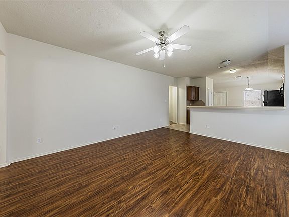 3rd image of 7226 Durango Creek Ln