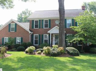 604 E Silverleaf St, Greer, SC 29650