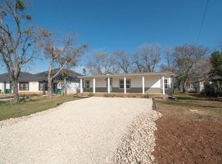 215 Hayes St, Mc Gregor, TX 76657