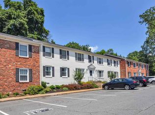 114 Hessian Hills Rdg APT 2, Charlottesville, VA 22901