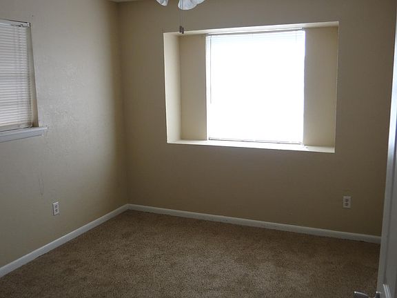 4th image of 509 NW 60th St