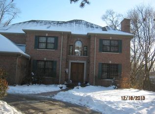 1515 Glenview Rd, Glenview, IL 60025