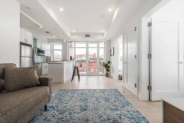 85 Rogers Ave #2B — Photo 4