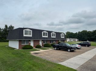 812 8th Pl SW, Demotte, IN 46310