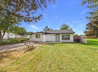 826 Burton Ave, Burley, ID 83318