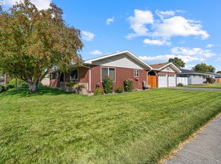 905 SW 4th St, Hermiston, OR 97838