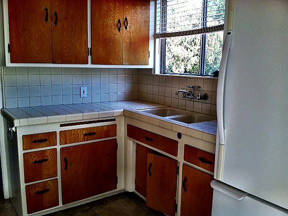 3rd image of 9822 Miloann St